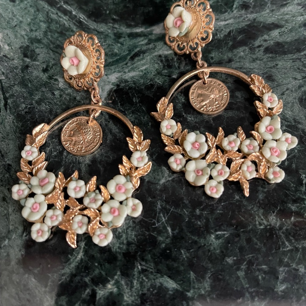 Custom statement earrings - Picture 2 of 5